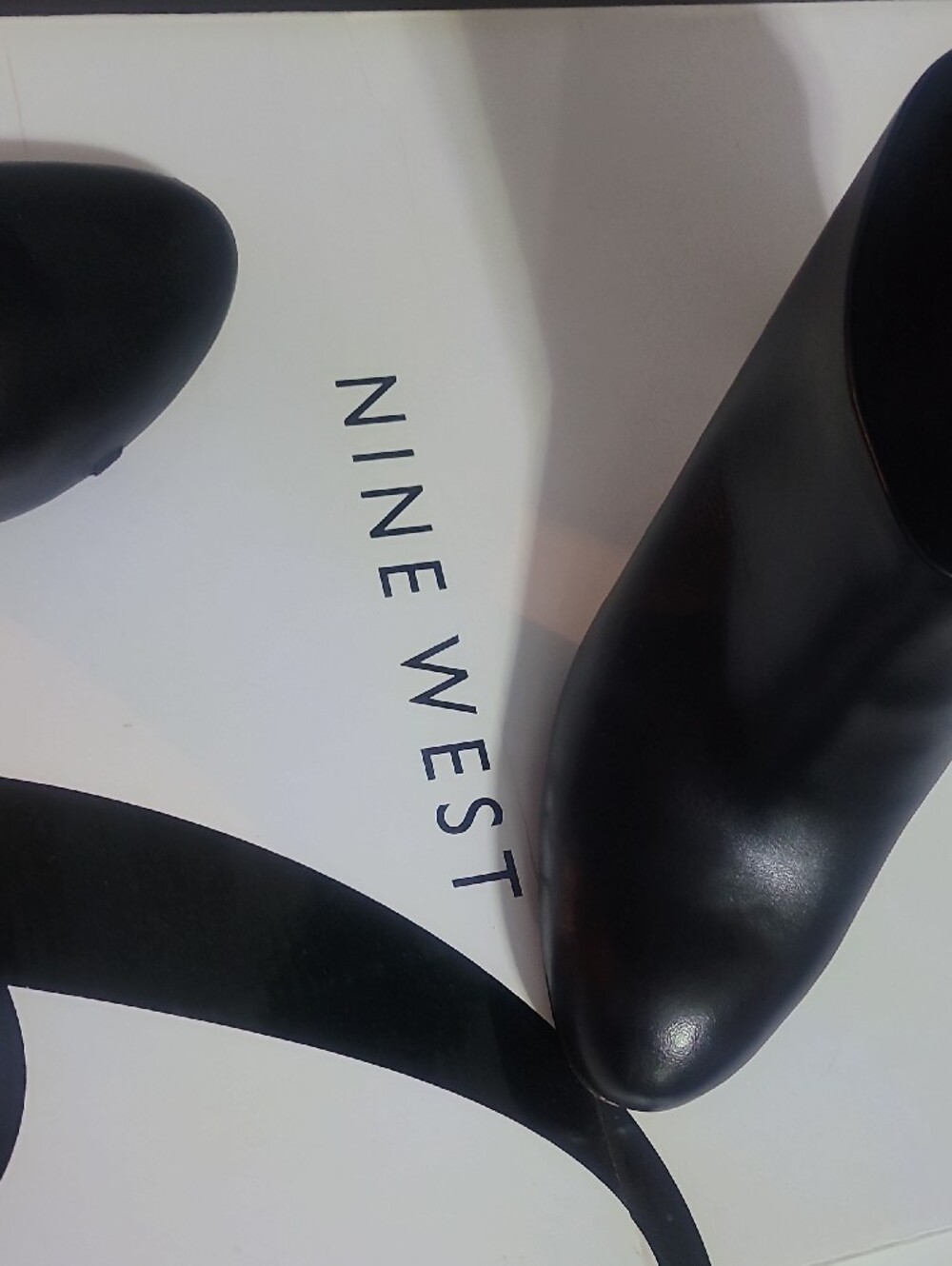 Nine West Black Knee-High Heeled Boots with Side Zip - Picture 2 of 6